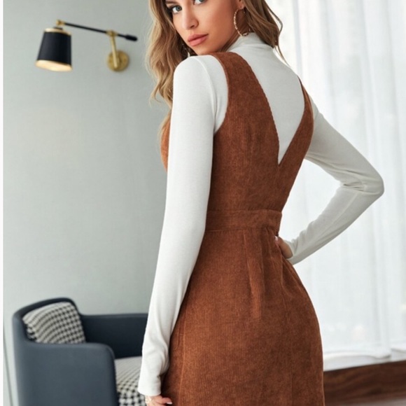 Brown corduroy overall dress - Picture 5 of 9